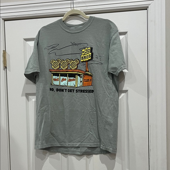 NWOT Lost Bros Jonas Brothers Tee - Picture 1 of 2